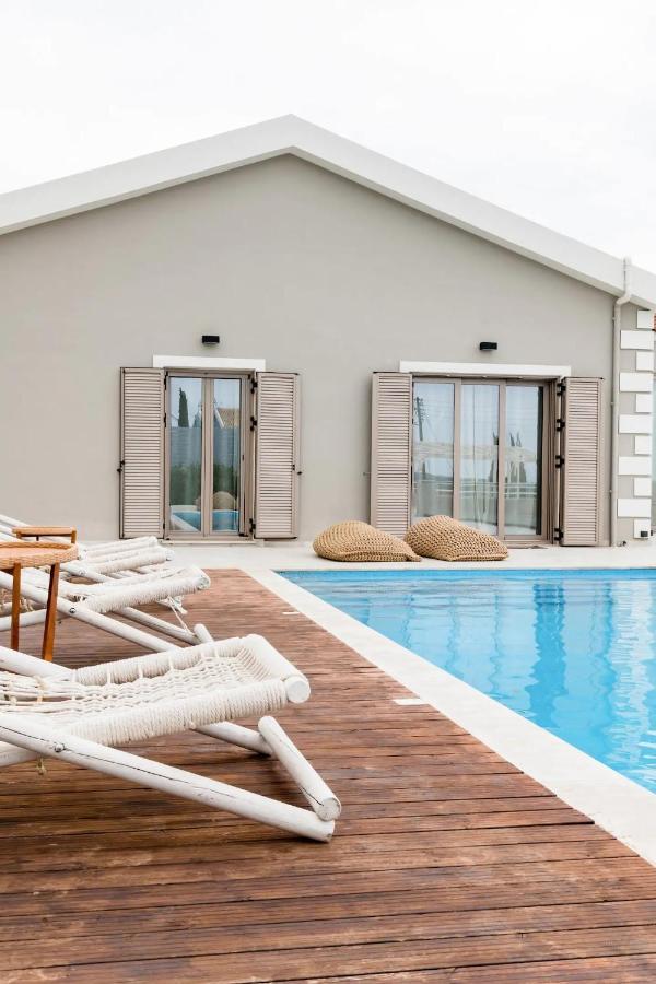 Etherealvilla-family With Pool